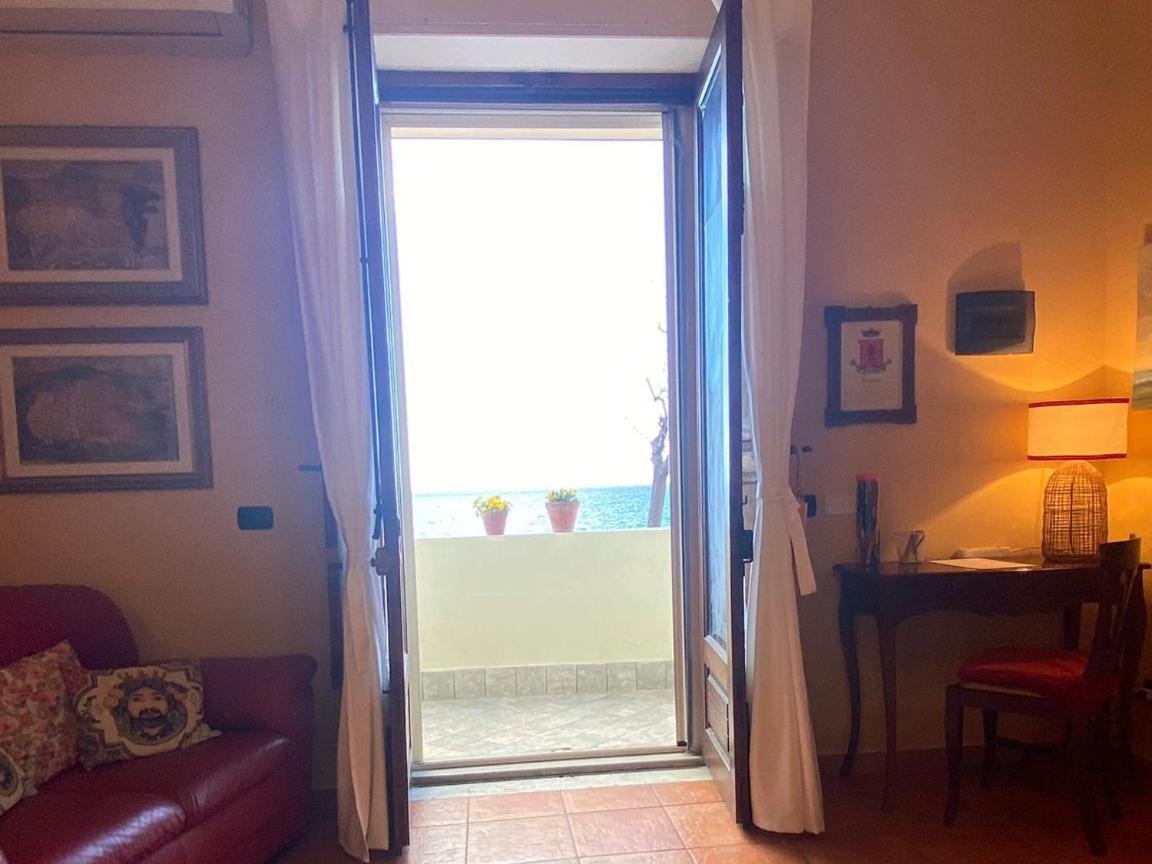 Nice Sicily Little Family Home อาชิเรอาเล ภายนอก รูปภาพ